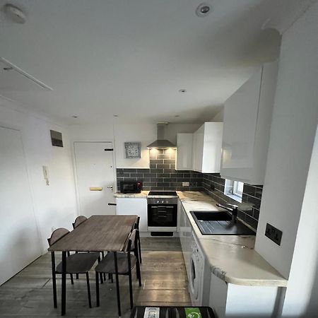 Lovely Apartment For 2 Or 4 People - Bermondsey ลอนดอน ภายนอก รูปภาพ